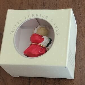 Vintage @1993 Muffy Vanderbear Collection Muffy Furrier & Ives Ornament New